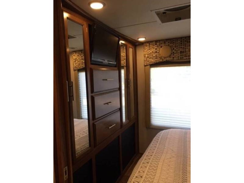 2013 Coachmen Concord 300TS - 022
