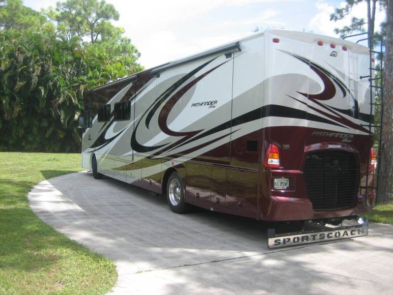 2013 Coachmen Sportscoach Pathfinder Elite - 006