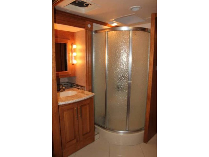 2013 Coachmen Sportscoach Pathfinder Elite - 015