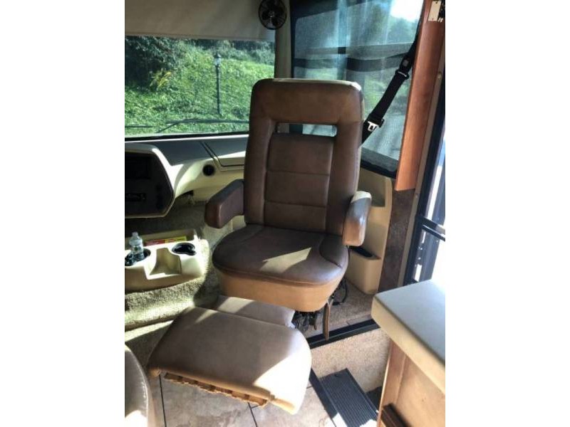 2015 Tiffin Allegro Open Road 32SA - 005