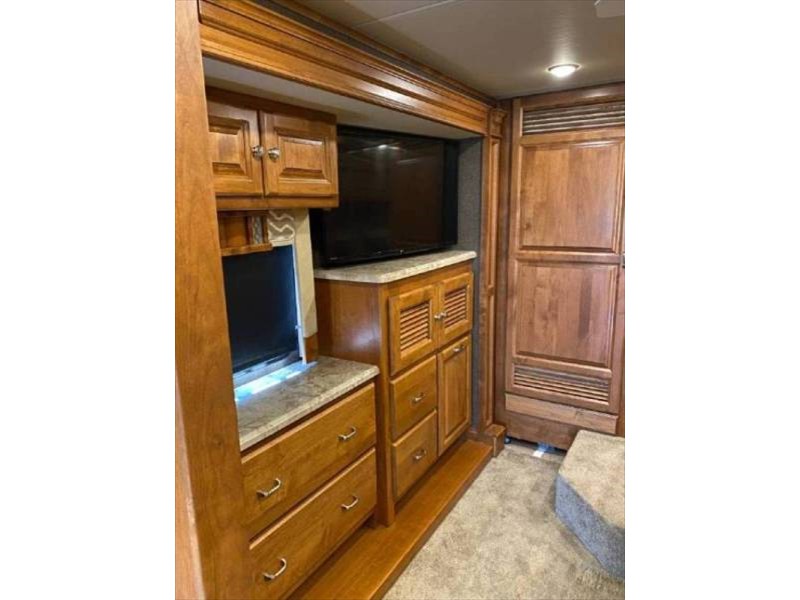 2017 Tiffin Allegro RED 33AA - 029