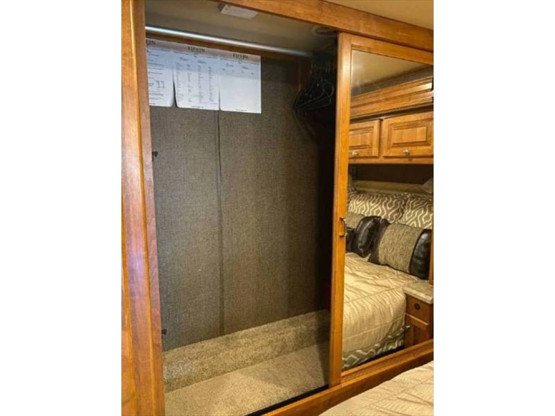 2017 Tiffin Allegro RED 33AA - 035