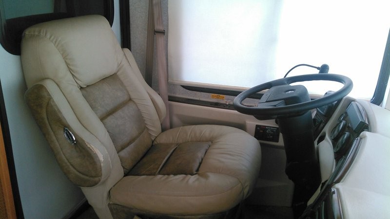 2006 Gulf Stream Tour Master T36 - 005