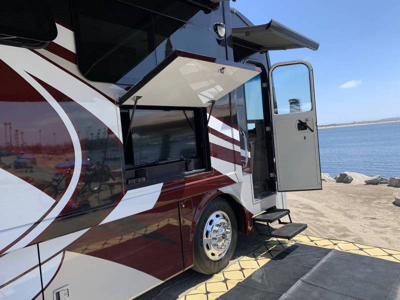 2014 Thor Tuscany XTE 34ST - 002