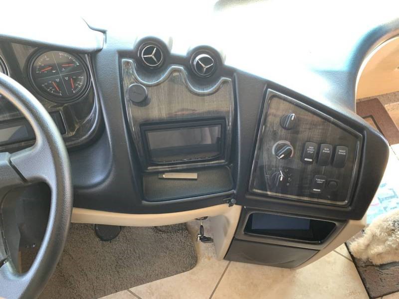 2014 Thor Tuscany XTE 34ST - 013