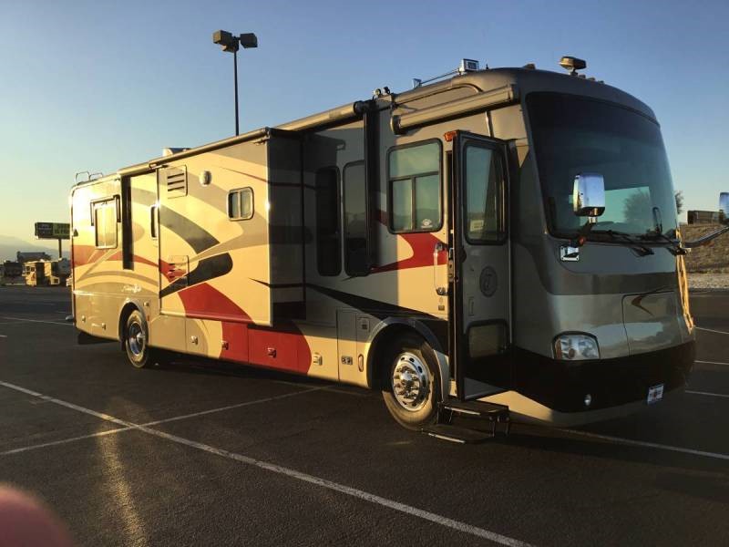 2005 Tiffin Allegro Bus 38TGP - 002