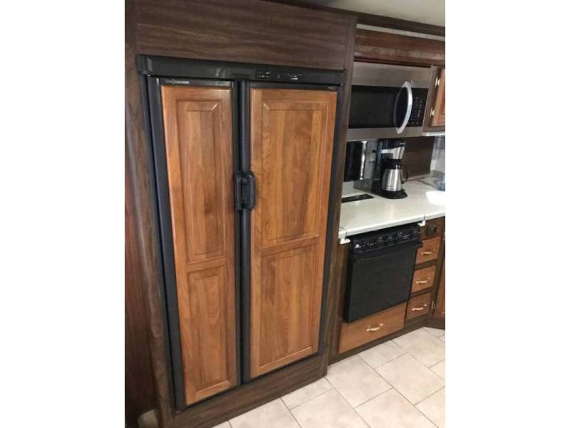 2004 Tiffin Phaeton - 006