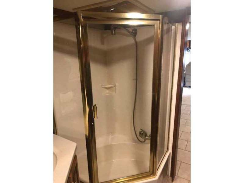 2004 Tiffin Phaeton - 007