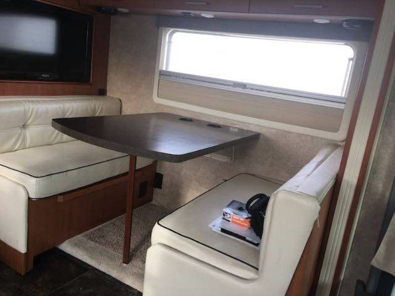 2014 Winnebago Via 25P - 010