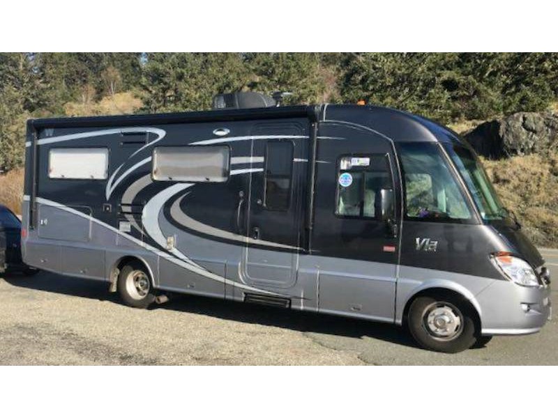 2014 Winnebago Via 25P - 015
