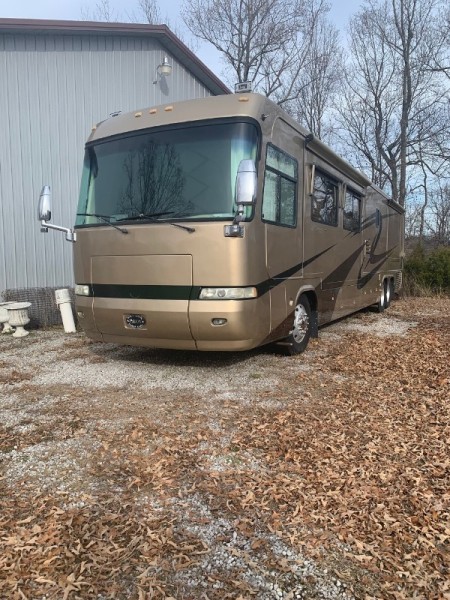 2004 Monaco Executive 45PBT - 001