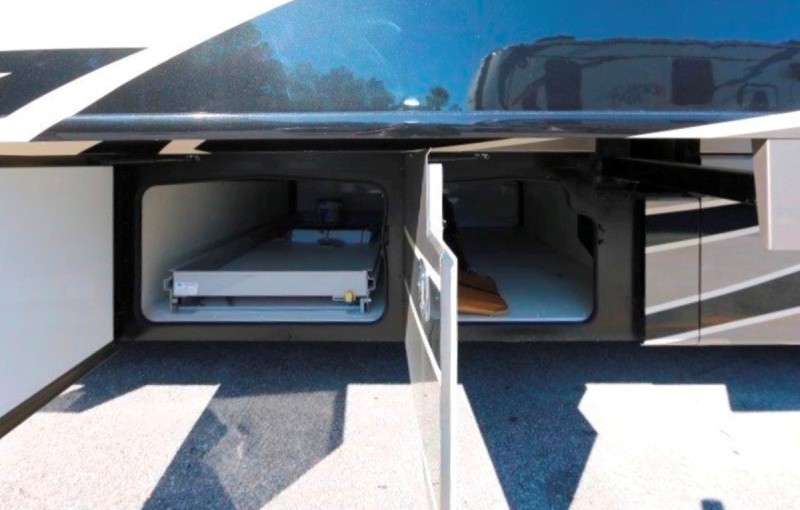 2018 Holiday Rambler Endeavor 40X - 007