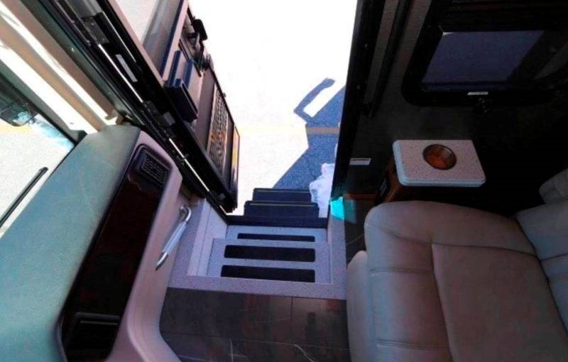 2018 Holiday Rambler Endeavor 40X - 009