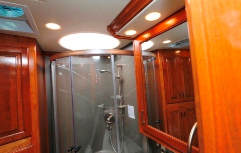 2018 Holiday Rambler Endeavor 40X - 015