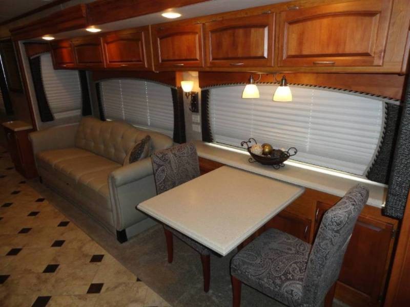2009 Holiday Rambler Endeavor 41SKQ - 010