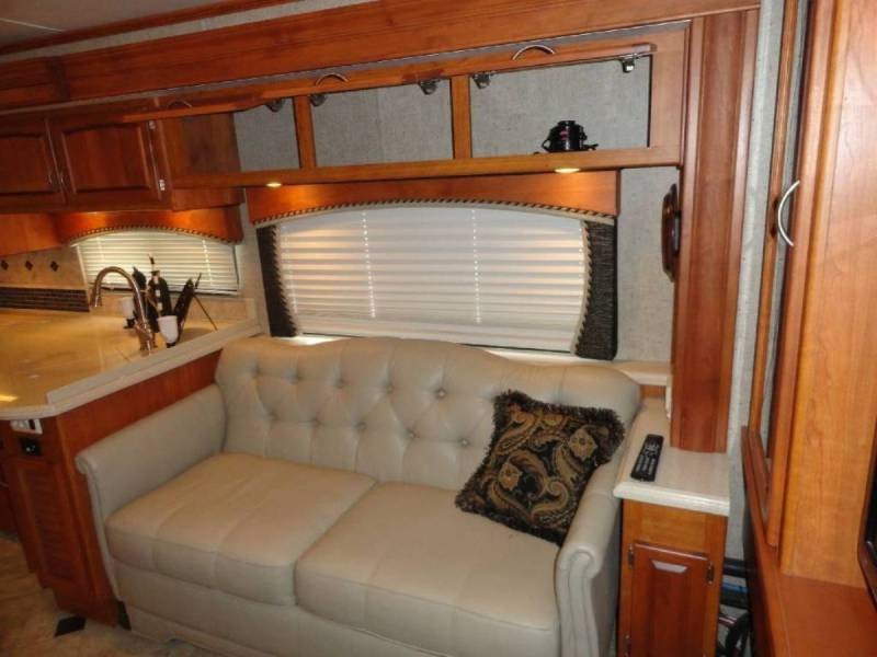 2009 Holiday Rambler Endeavor 41SKQ - 016