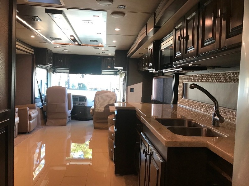 2019 Tiffin Allegro RED 37PA - 012