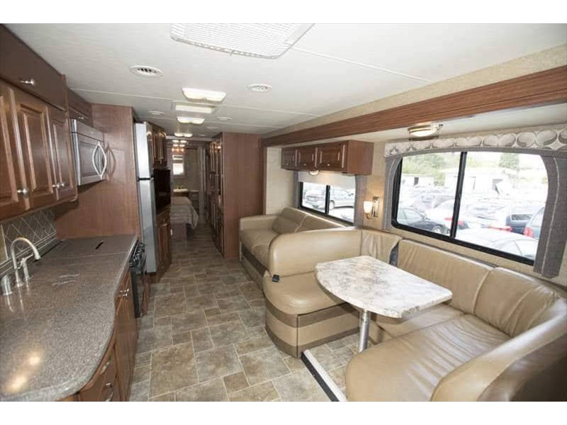 2014 Thor Miramar 34.1 - 003