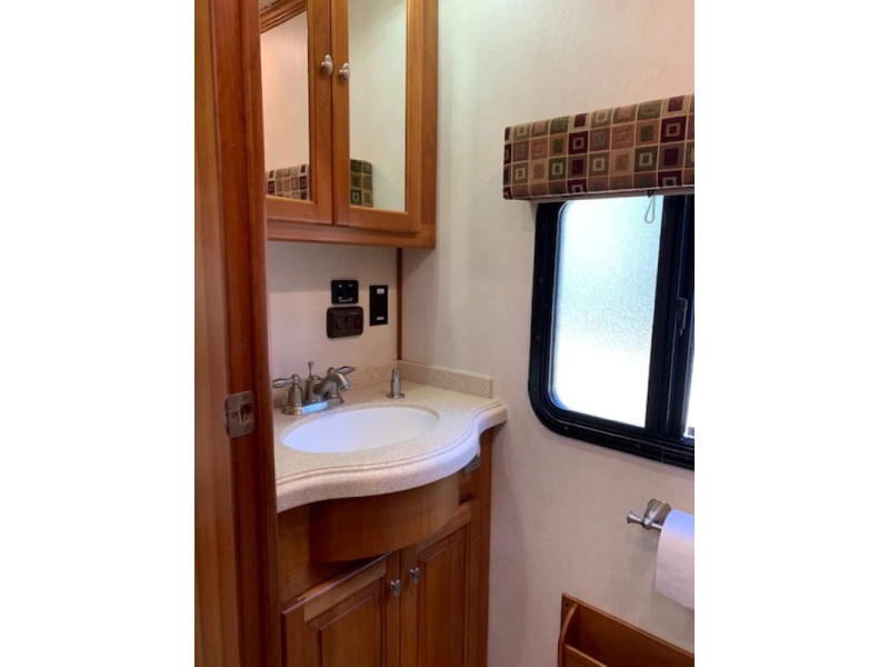 2007 Tiffin Allegro Bus 40QSP - 015