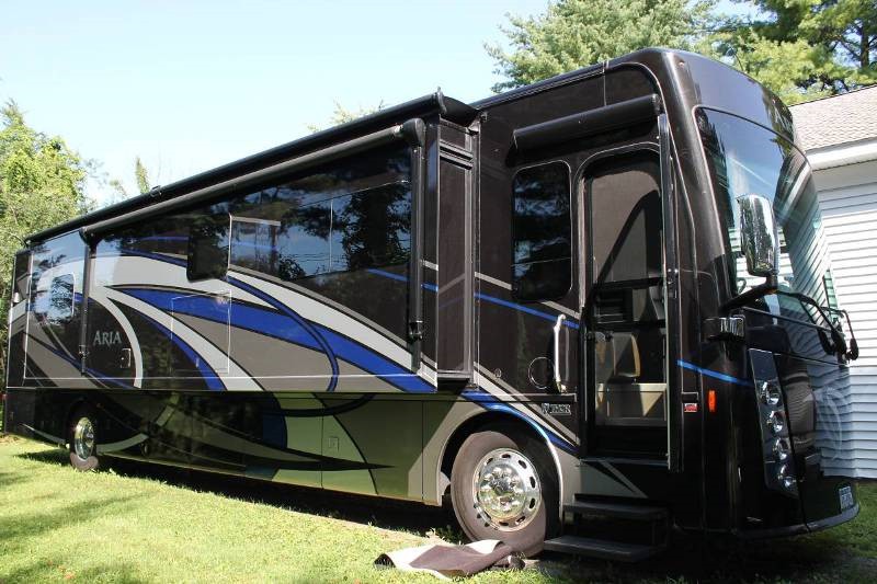 2017 Thor Aria 3901 - 001