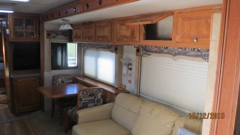 2008 Tiffin Allegro Bay 35TSB - 007