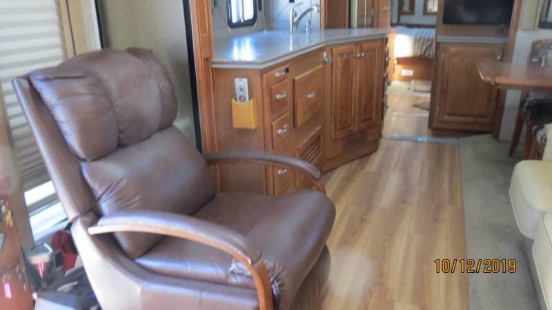 2008 Tiffin Allegro Bay 35TSB - 012