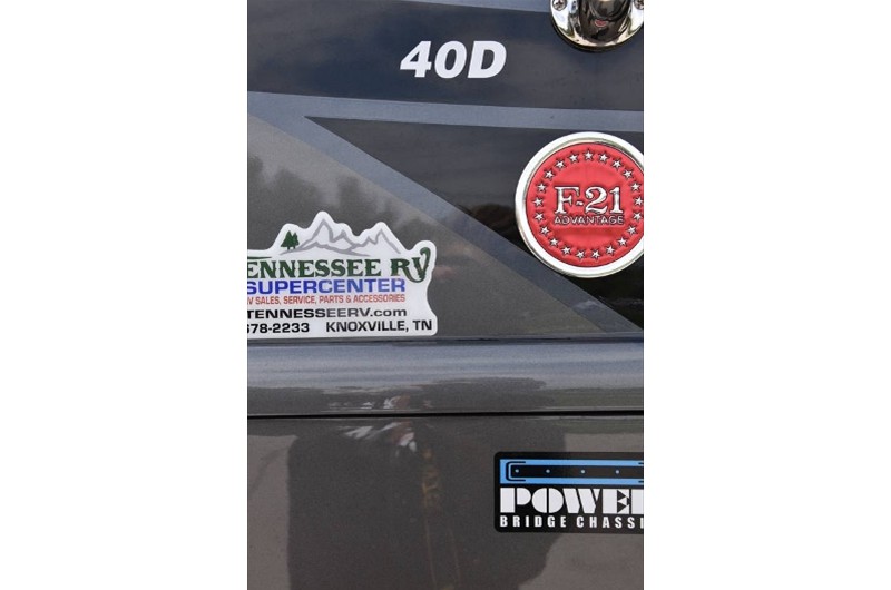 2019 Fleetwood Discovery LXE 40D - 011