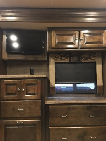 2016 Tiffin Allegro RED 38QBA - 006