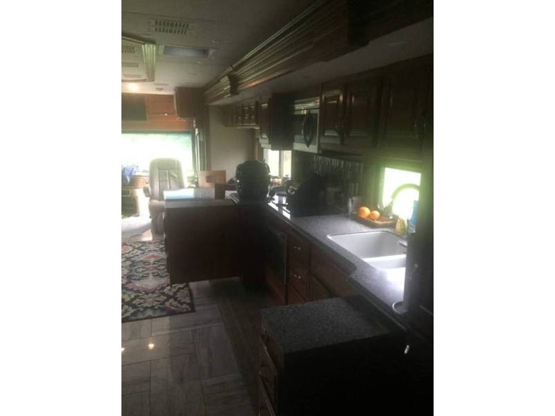 2017 Fleetwood Discovery 39F - 009