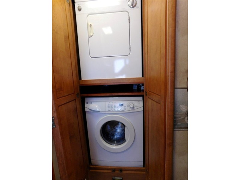 2009 Tiffin Allegro Bay - 016