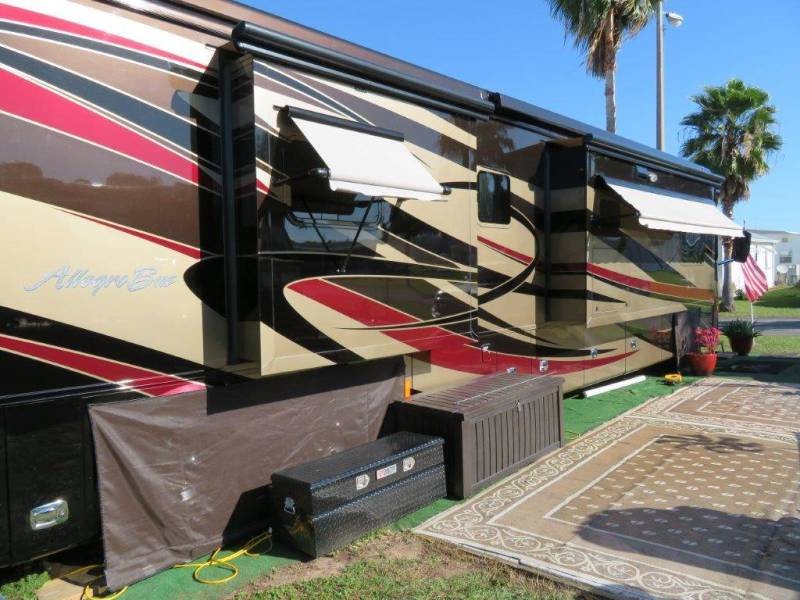 2013 Tiffin Allegro Bus 43QGP - 003