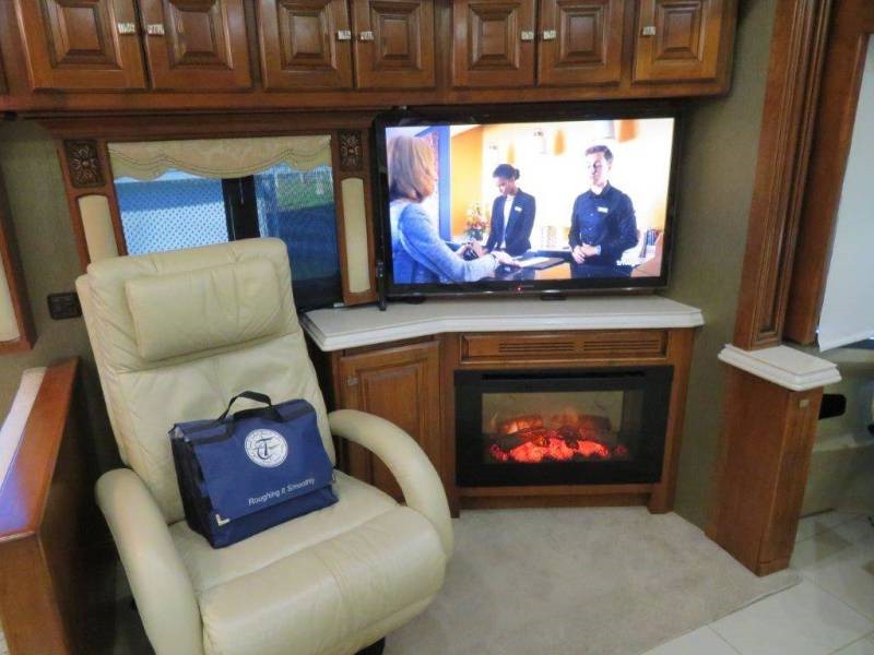 2013 Tiffin Allegro Bus 43QGP - 024