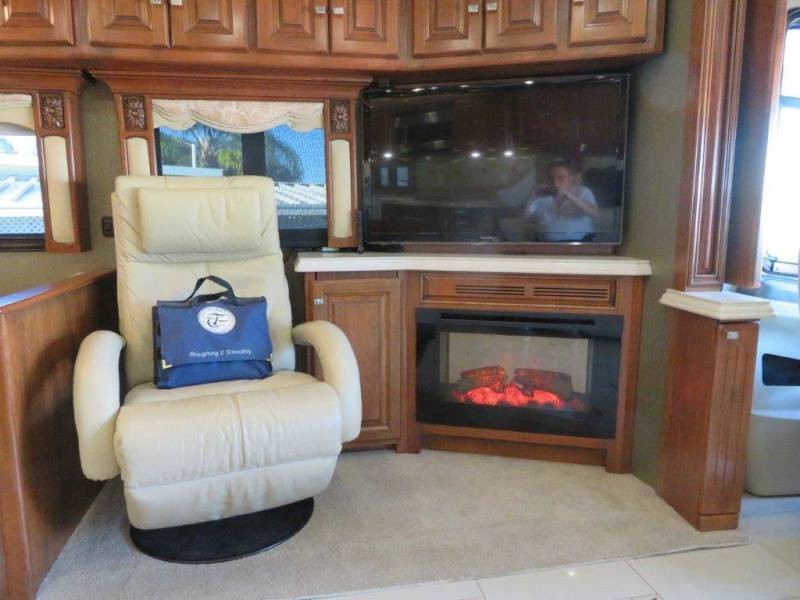 2013 Tiffin Allegro Bus 43QGP - 031