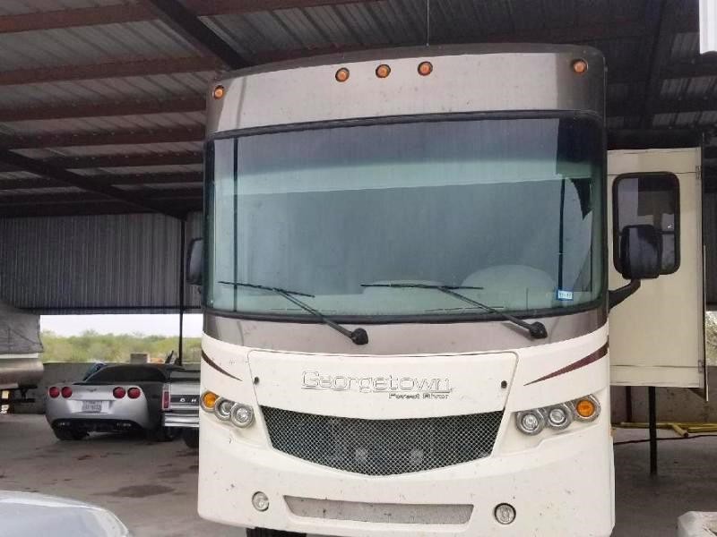 2016 Forest River Georgetown 364TS - 002