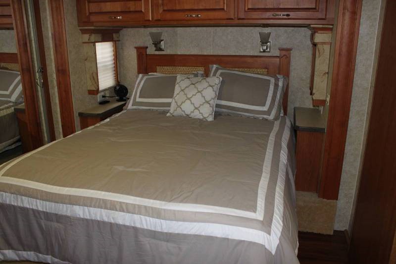 2006 Holiday Rambler Endeavor 40PDQ - 014