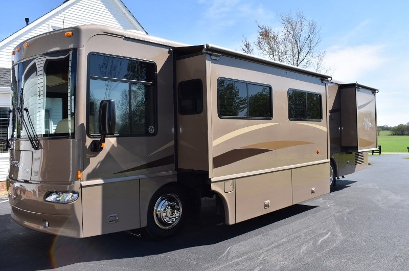 2007 Winnebago Journey 36SG
