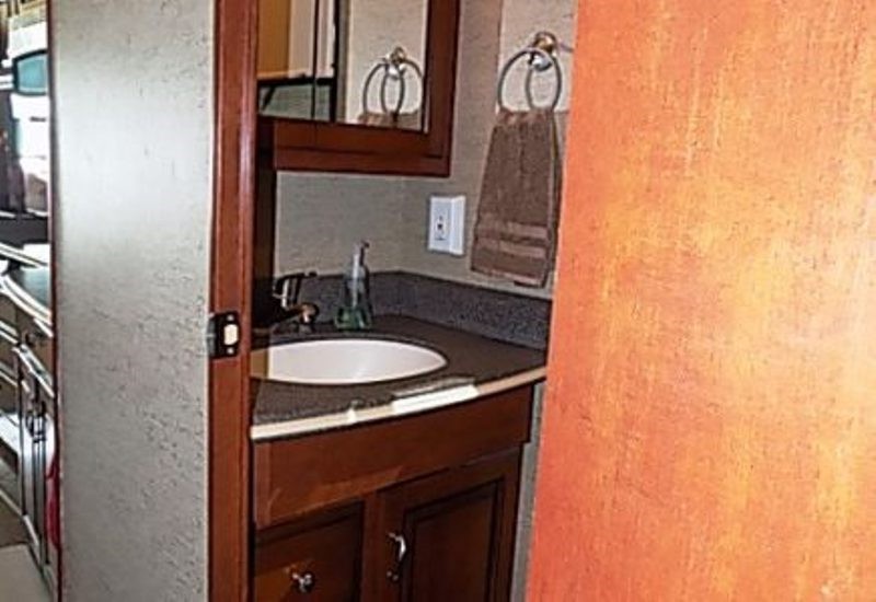 2011 Newmar Ventana 4335 -      022