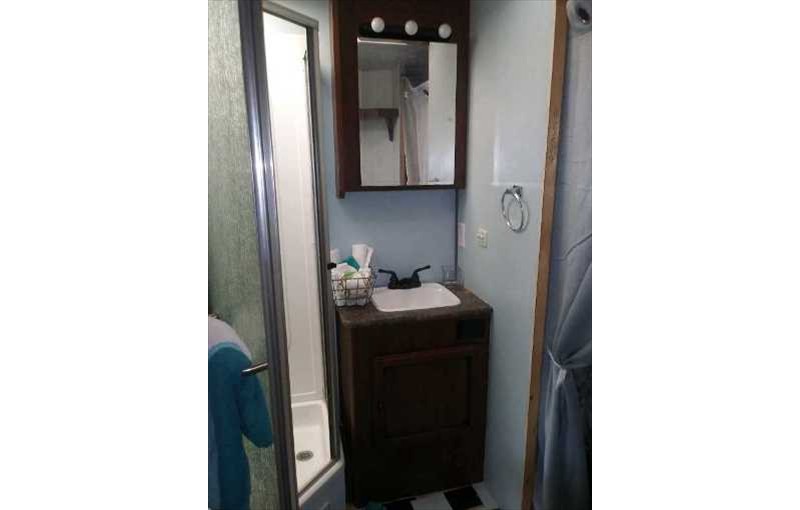 2011 Fleetwood Jamboree Sport 31M - 005