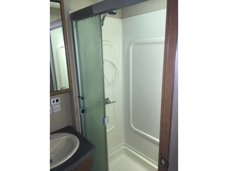 2013 Newmar Canyon Star 3515 - 016