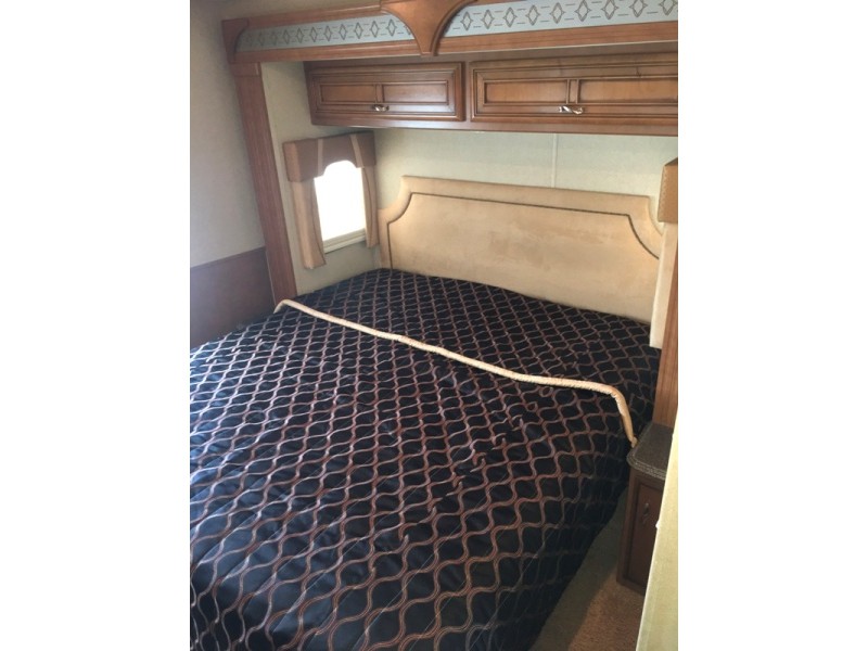 2013 Newmar Canyon Star 3515 - 017