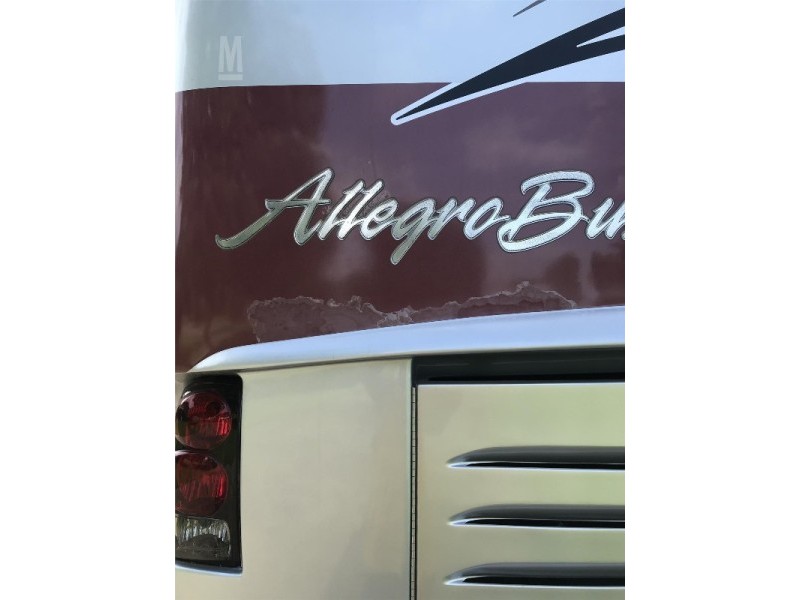 2005 Tiffin Allegro Bus - 011