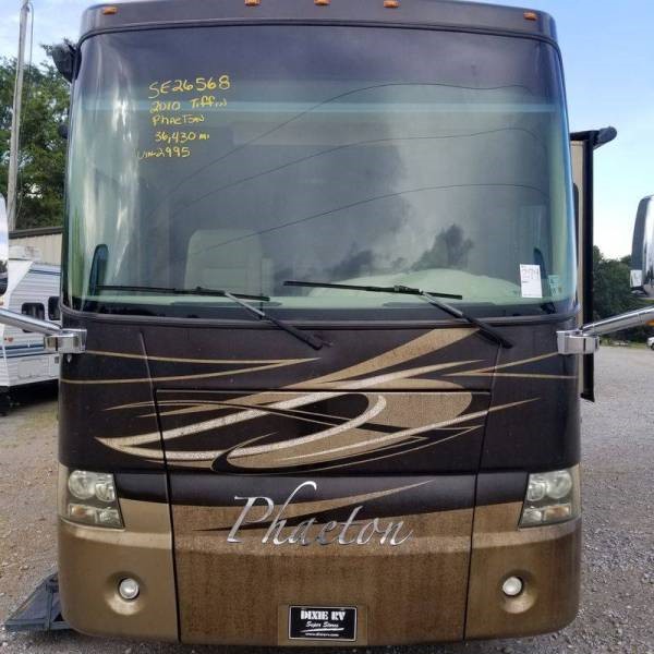 2010 Tiffin Phaeton 40QTH - 005