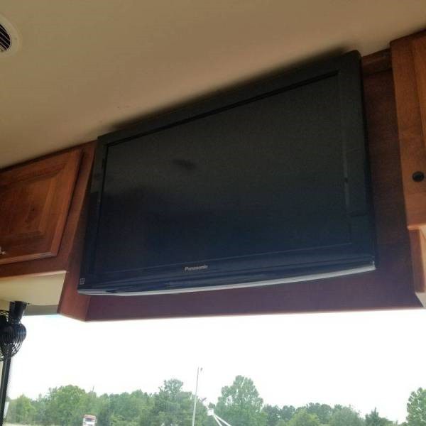 2010 Tiffin Phaeton 40QTH - 014