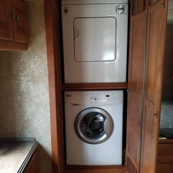 2010 Tiffin Phaeton 40QTH - 022