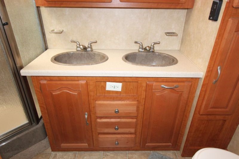 2007 Georgetown XL 370TS - 034