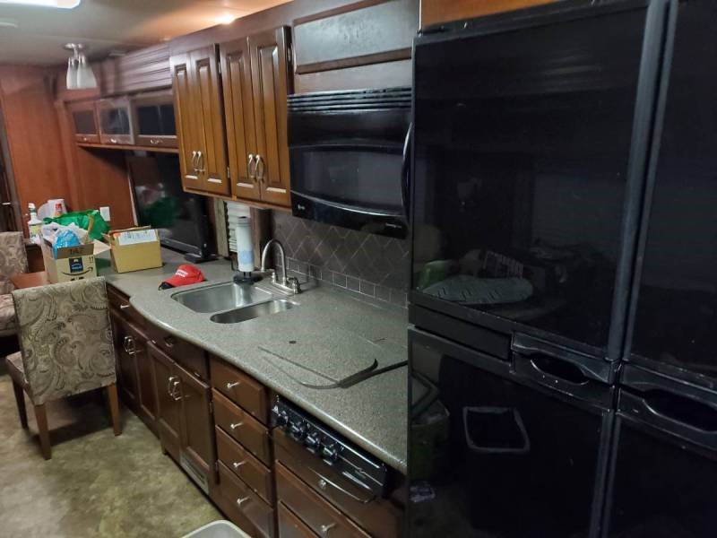 2011 Newmar Canyon Star 3856 - 005