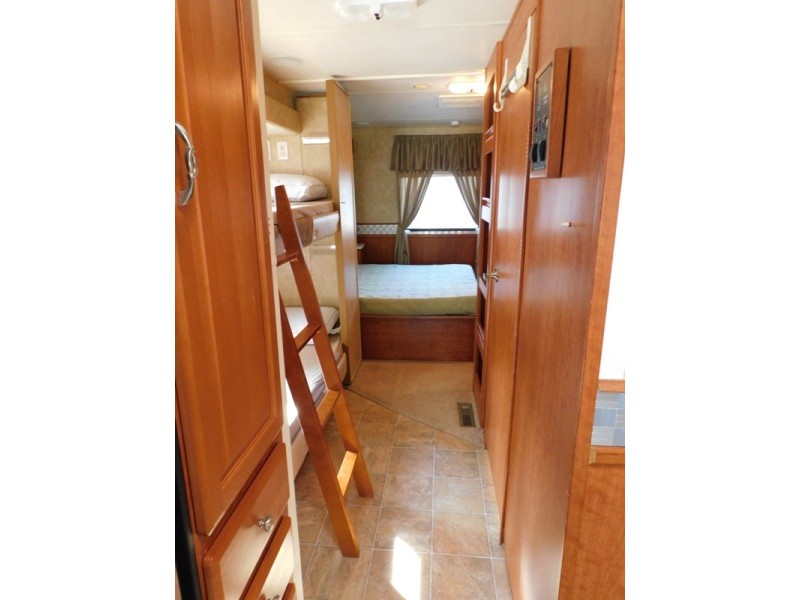 2006 Forest River Georgetown SE 350DS - 018