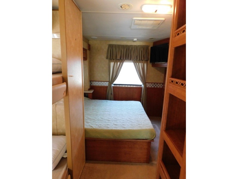 2006 Forest River Georgetown SE 350DS - 020