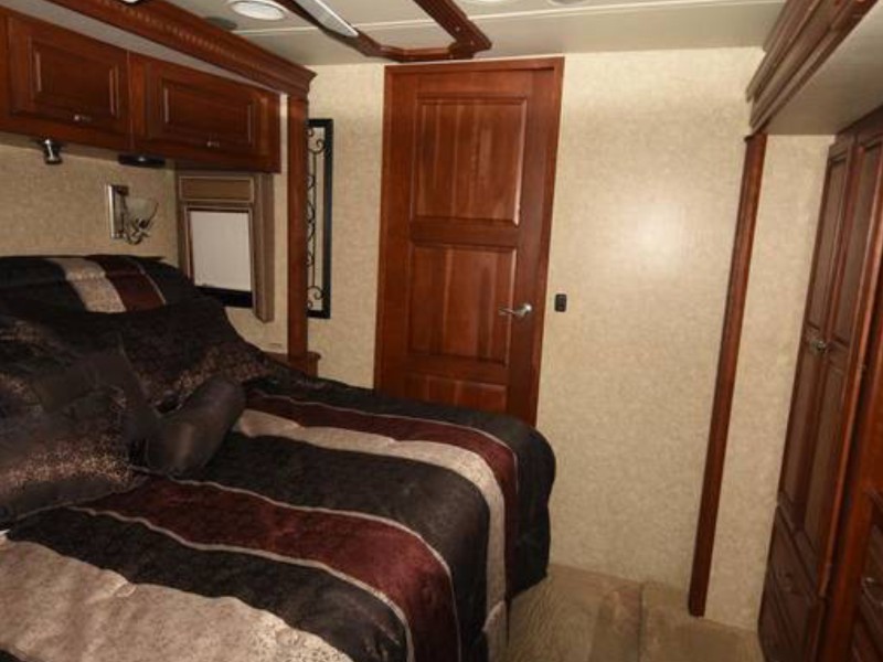 2011 Itasca Ellipse 42QD - 019
