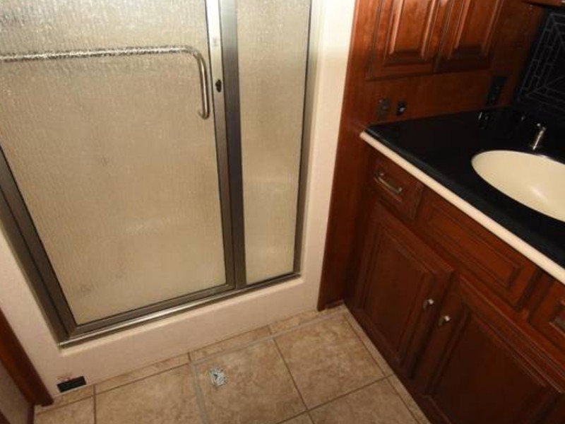 2011 Itasca Ellipse 42QD - 021